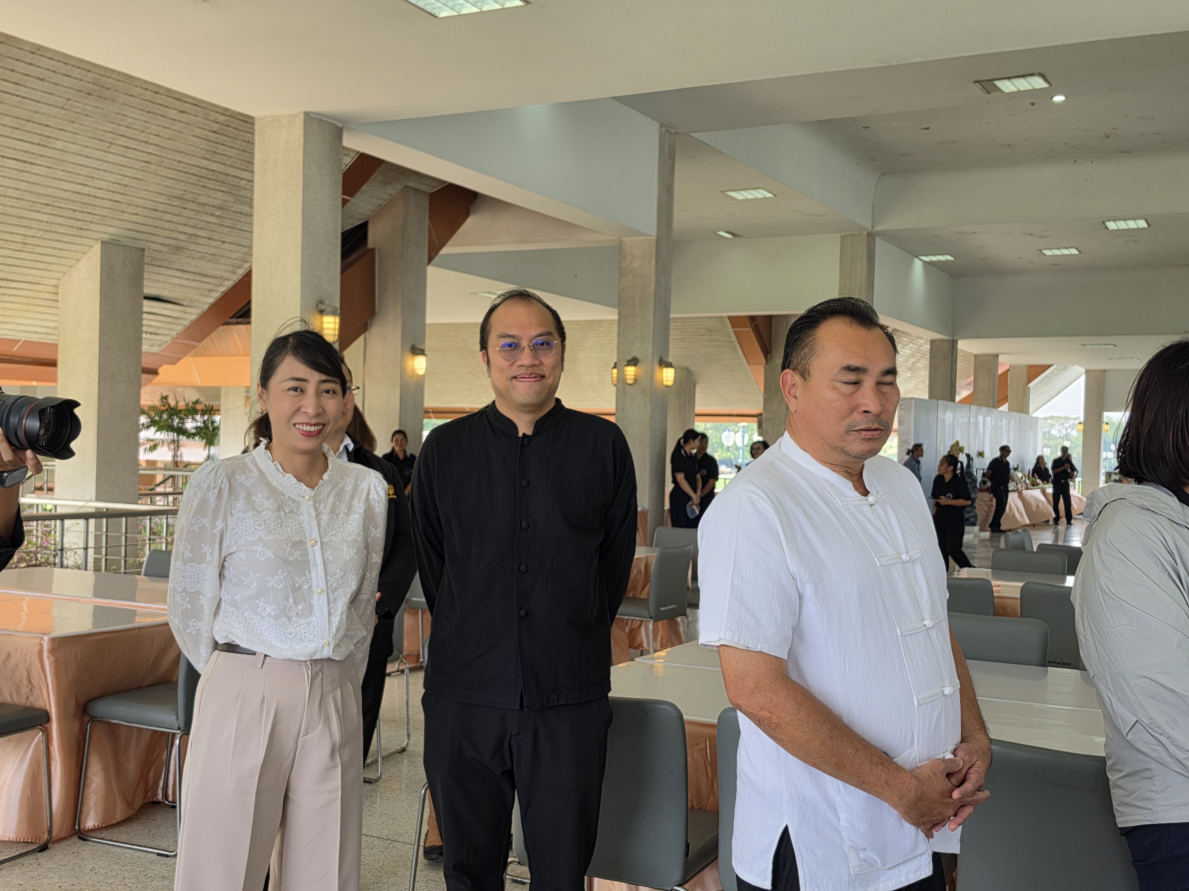 title - ปฏิรูปที่ดินจังหวัดพระนครศรีอยุธยา ร่วมพิธีเปิดโครงการ “ธรรมยาตรา ทสม.อยุธยา ทำความดีเพื่อแม่” สืบสานพระราชปณิธาน อนุรักษ์ทรัพยากรธรรมชาติ ฟื้นฟูวิถีชีวิตชาวลุ่มน้ำ  โดยมีกิจกรรมสำคัญเป็นการล่องเรือในลำน้ำเจ้าพระยา จาก 